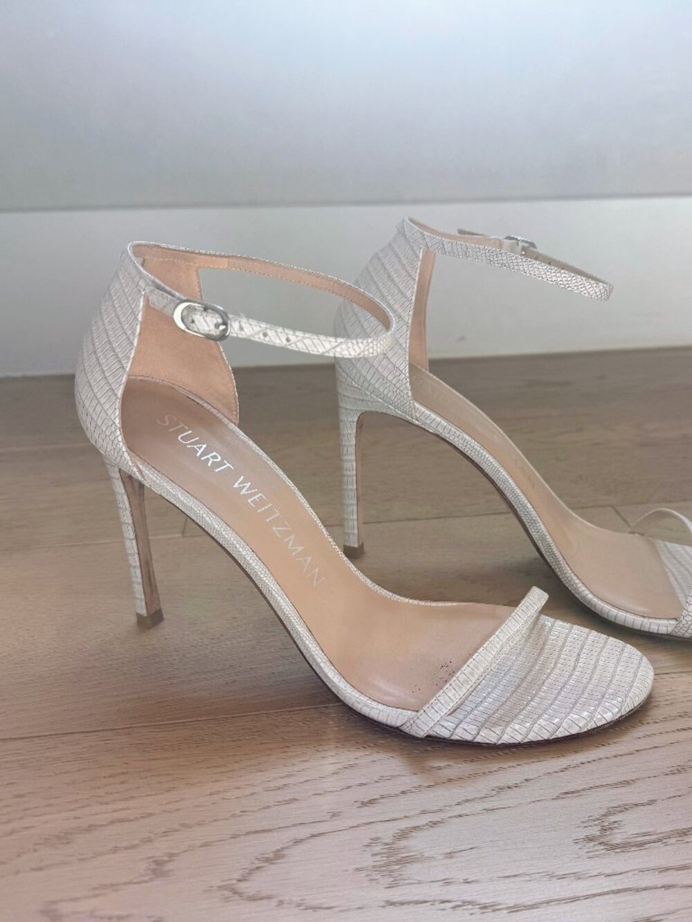 Stuart Weitzman Nudistsong Heel